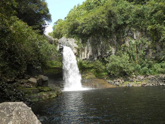 Vue d'ensemble de la belle chute
