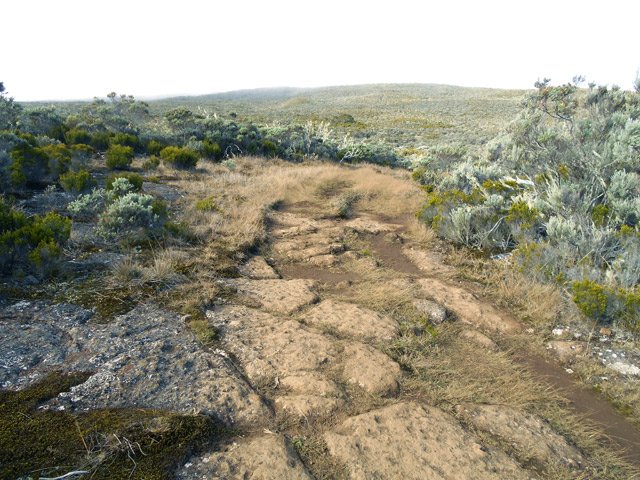 Au loin, la Roche Ecrite qui peut s'ennuager très vite