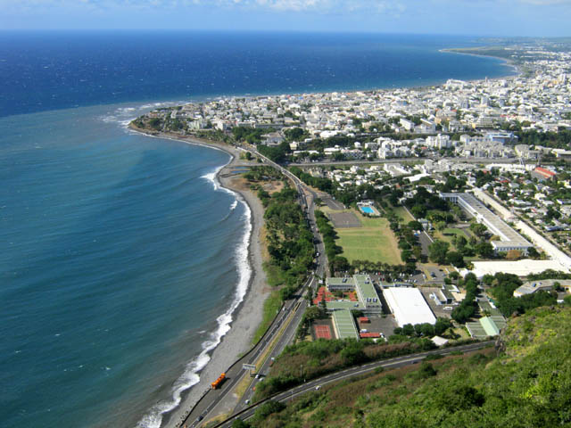 Le RSMAR et le quartier Lambert, à l'entrée de la ville