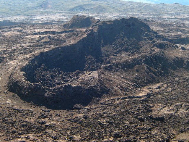 La balade au Cratère Aubert de la Rue est plus difficile