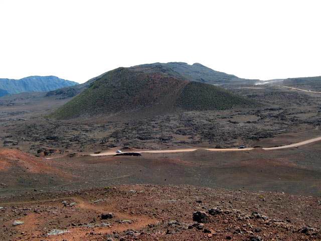 Le Demi-Piton cache le Piton Hauy