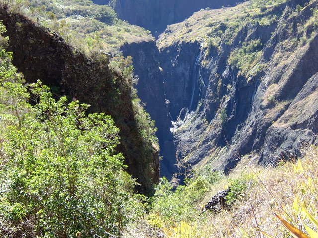 Difficile de randonner dans ce paysage réservé au canyonistes