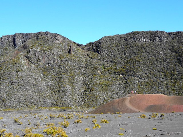 Les lacets de la descente depuis le Pas de Bellecombe