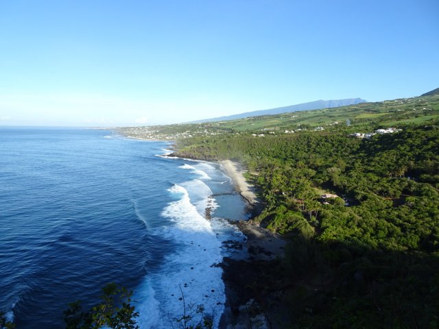 Arrivée au belvédère pour de beaux panoramas vers Saint-Pierre
