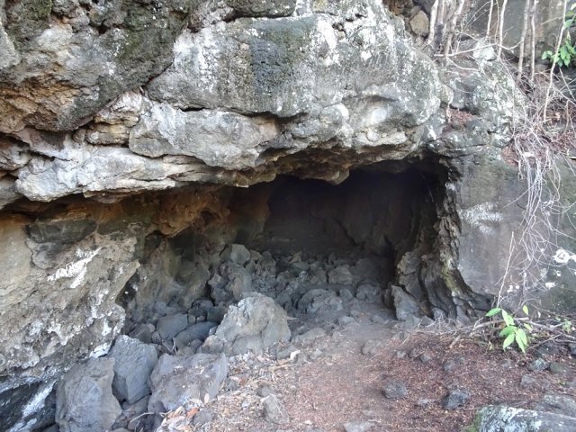 La deuxième grotte est la plus facile d'accès