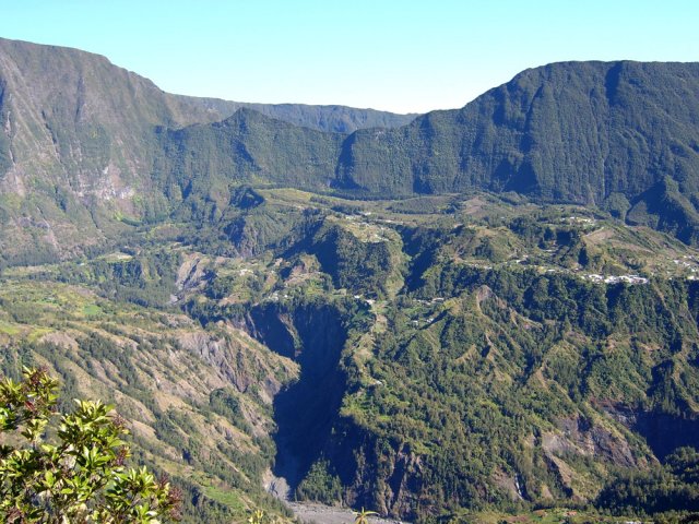 Le Piton Plaine des Fougères, Piton Bénoune et Mare à Martin